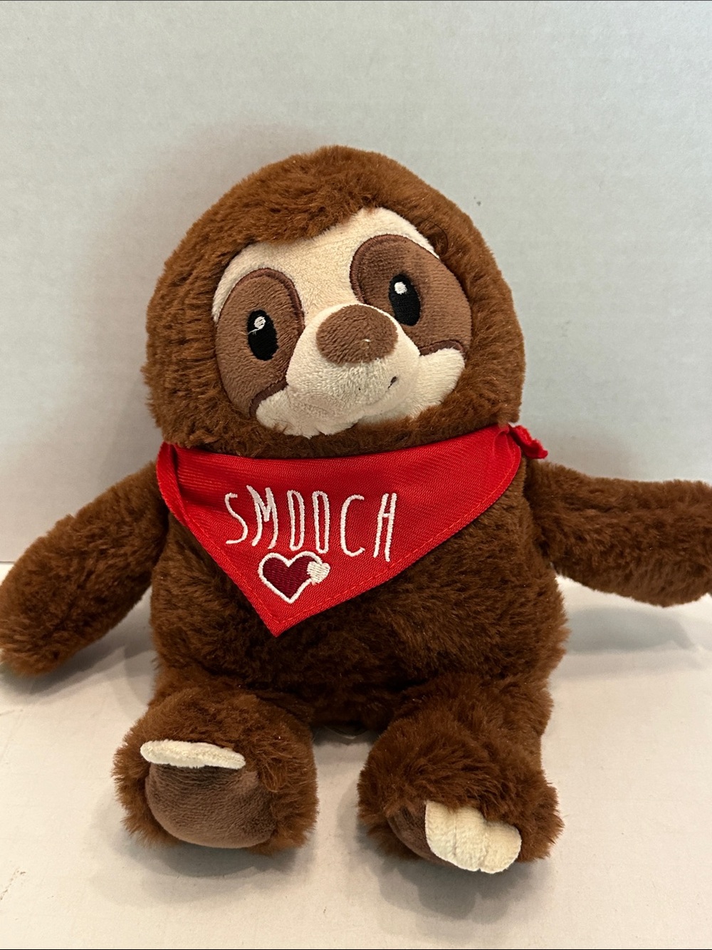 American Greetings Brown Sloth Plush with Red Smooch Bandana